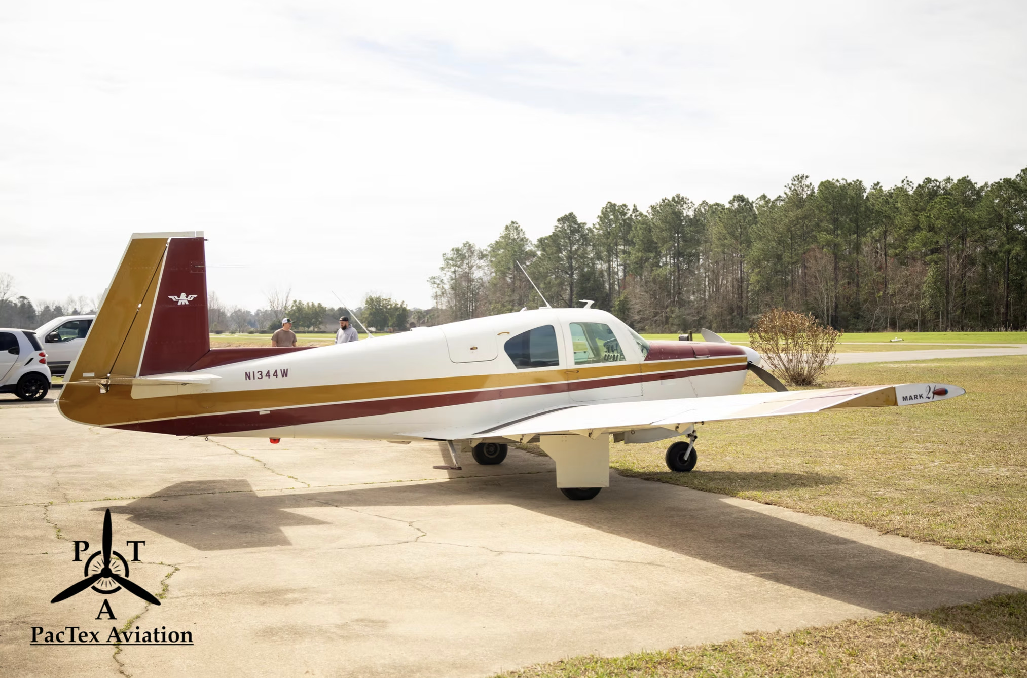 Mooney M20C image 1